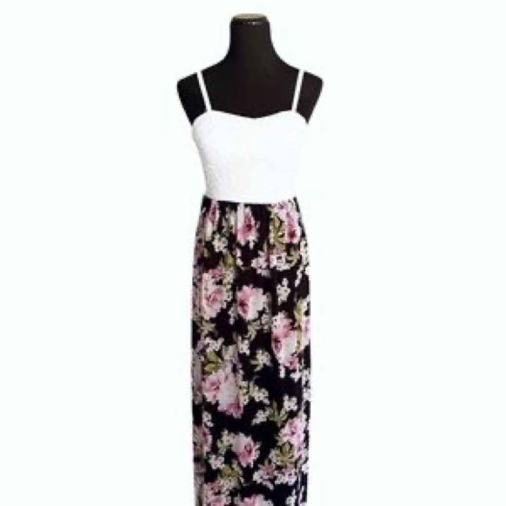 Lilly Rose Maxi Dress